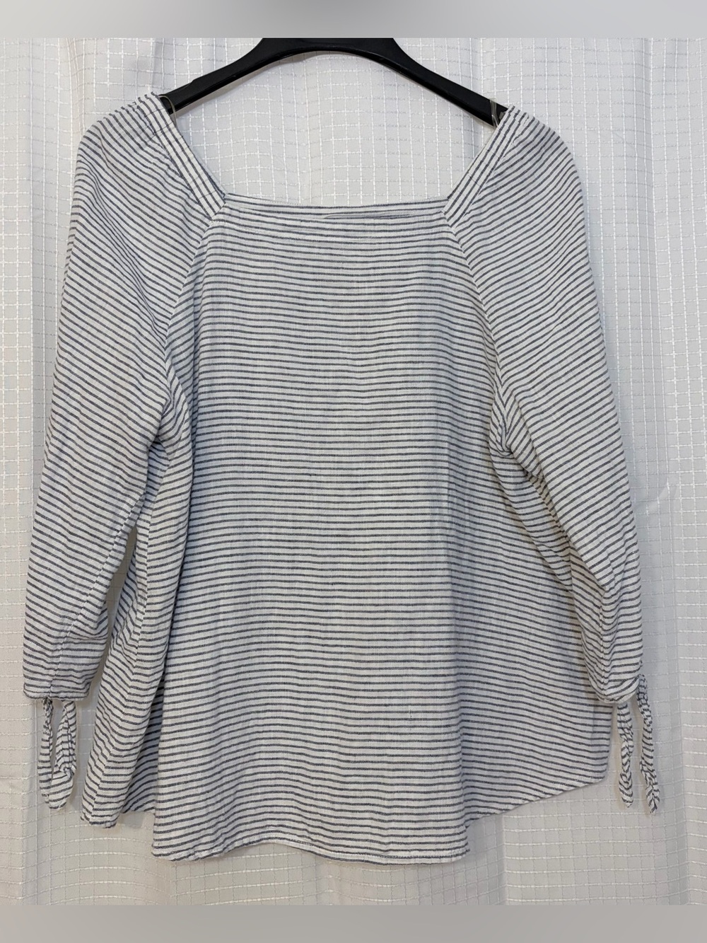 Liz Claiborne linen blend square neck top - petite large